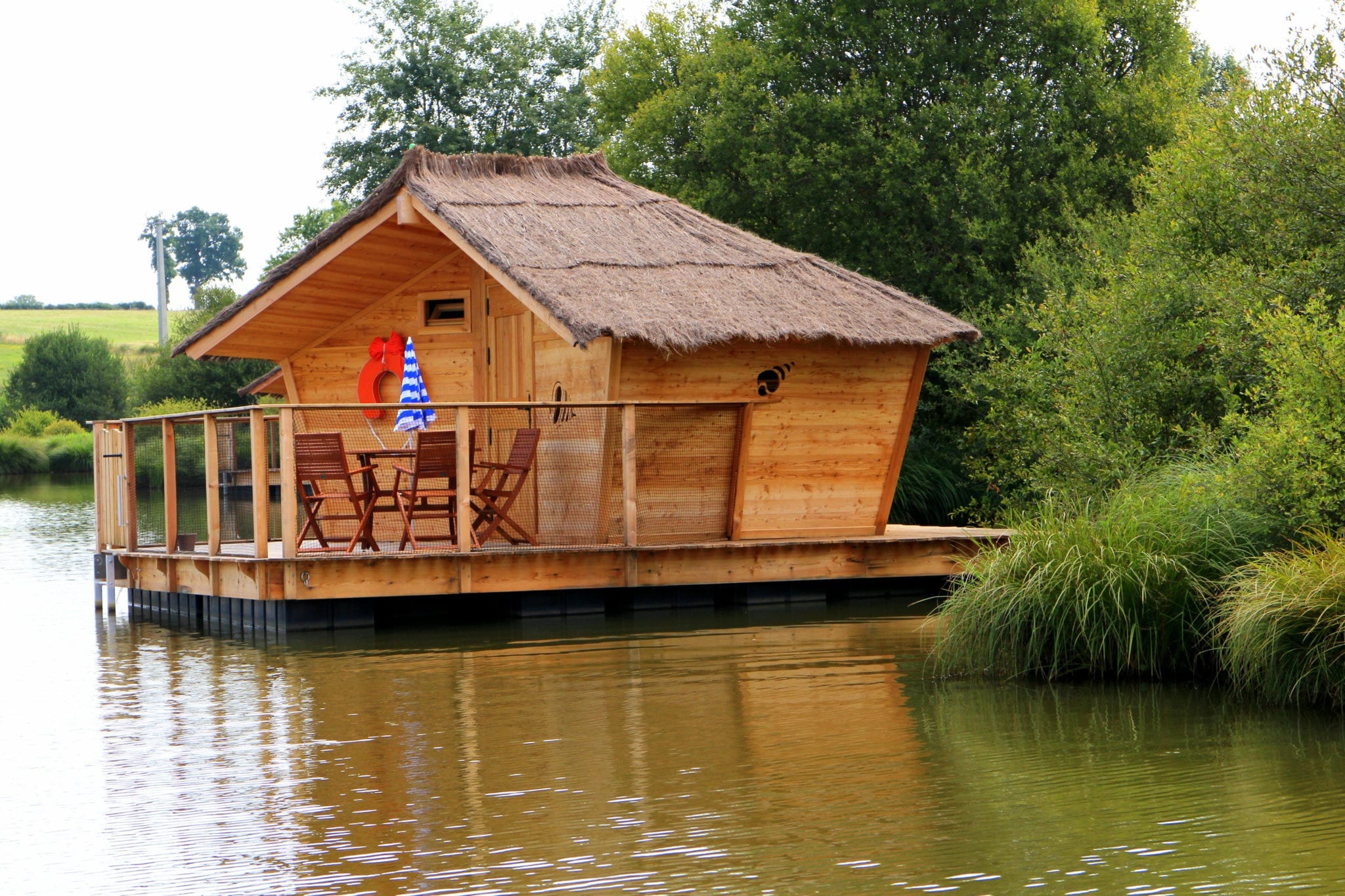 Nos cabanes  Insolites Cabane  Bali  Village Flottant Pressac